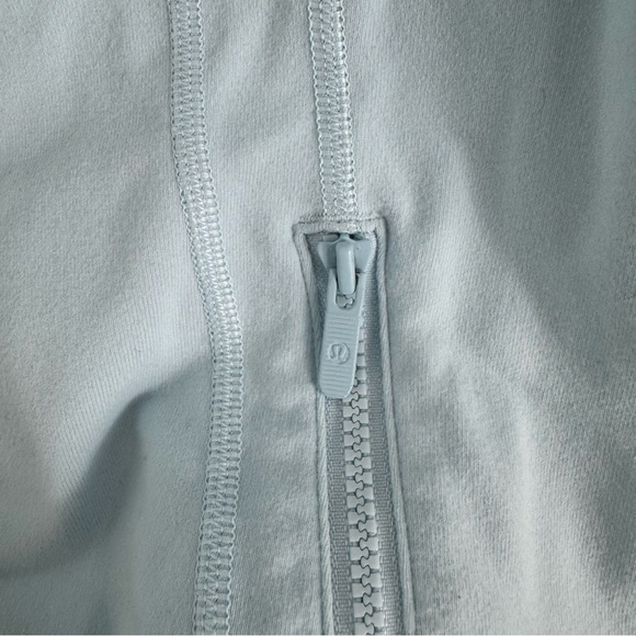 Lululemon Define Jacket Luon Powder Blue 8 Fitted Full Zip Yoga Athletic 2022 - Picture 4 of 14